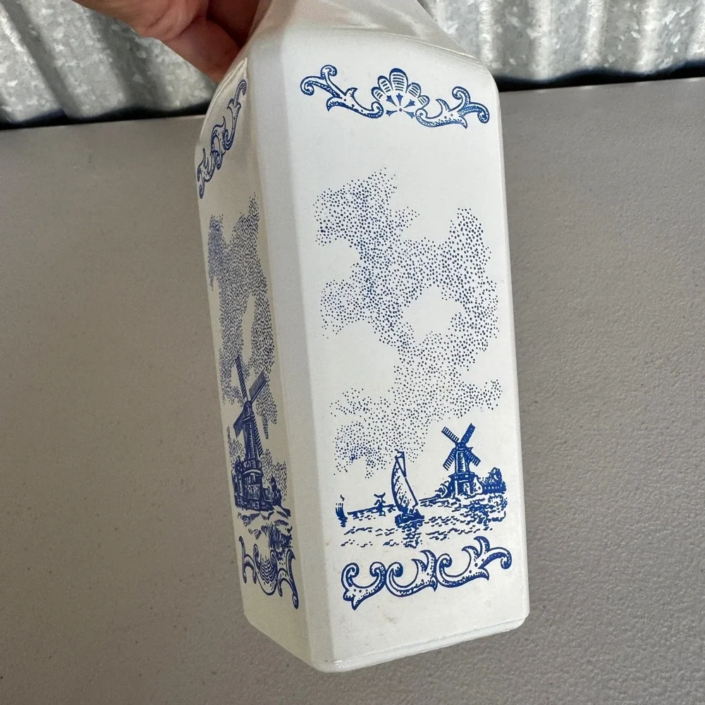 Vintage Milk Glass Liquor Decanter Dutch Windmill Blue White Tulip Cap D-126